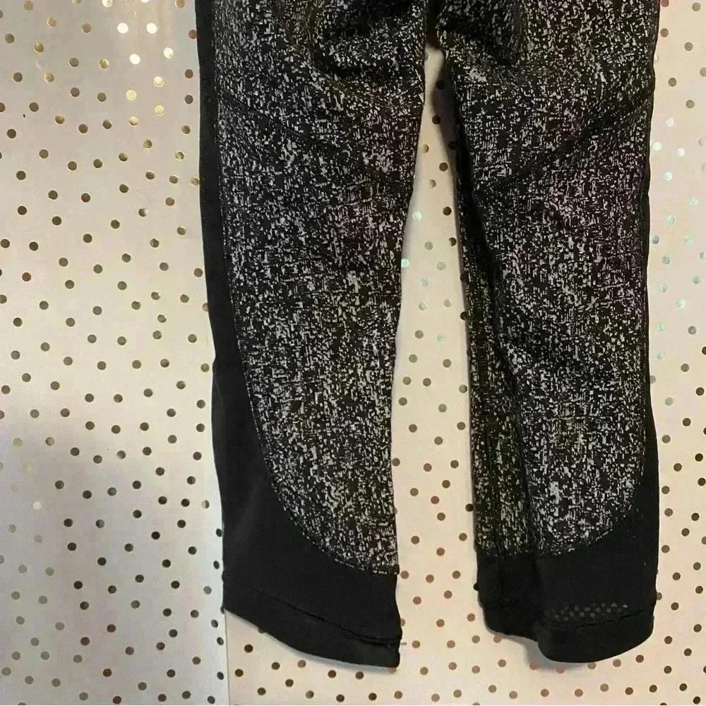 Lululemon Black Capris